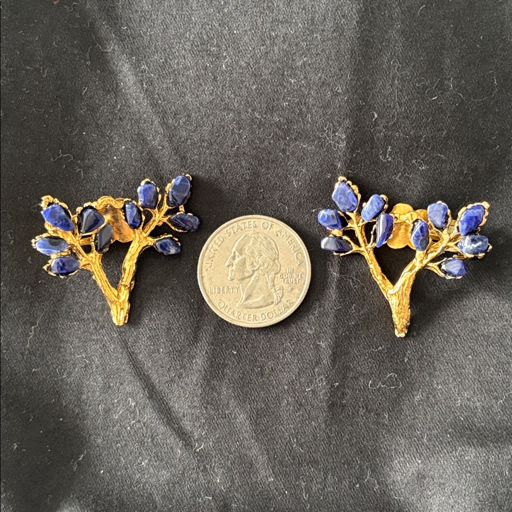 Kenneth Jay Lane Gold and Blue Leaf Earrings - Picture 4 of 4